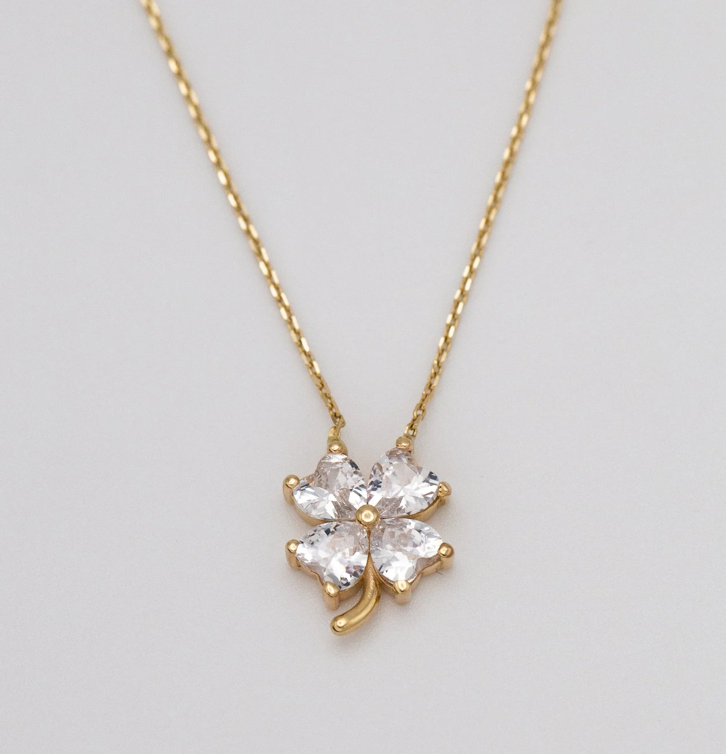 14 KT Yellow Gold 4 Leaf Clover Necklace With Heart Shaped Stones - TK GOLD