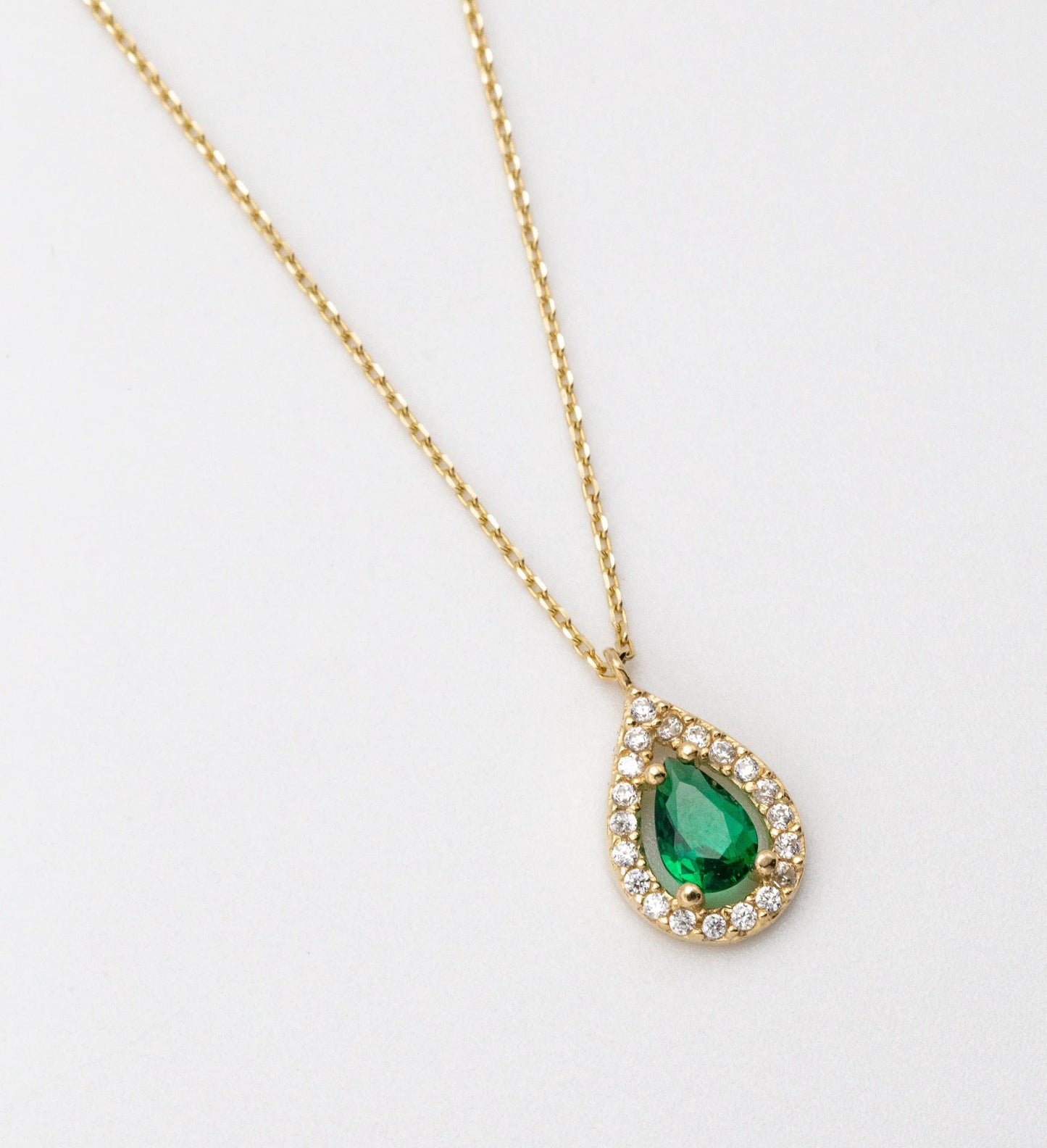 14 KT Yellow Gold Green Stoned Tear Drop Necklace - TK GOLD