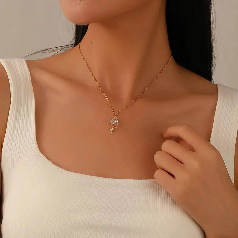 18 KT Gold Plated Simple Style Shiny Star Necklace TK GOLD