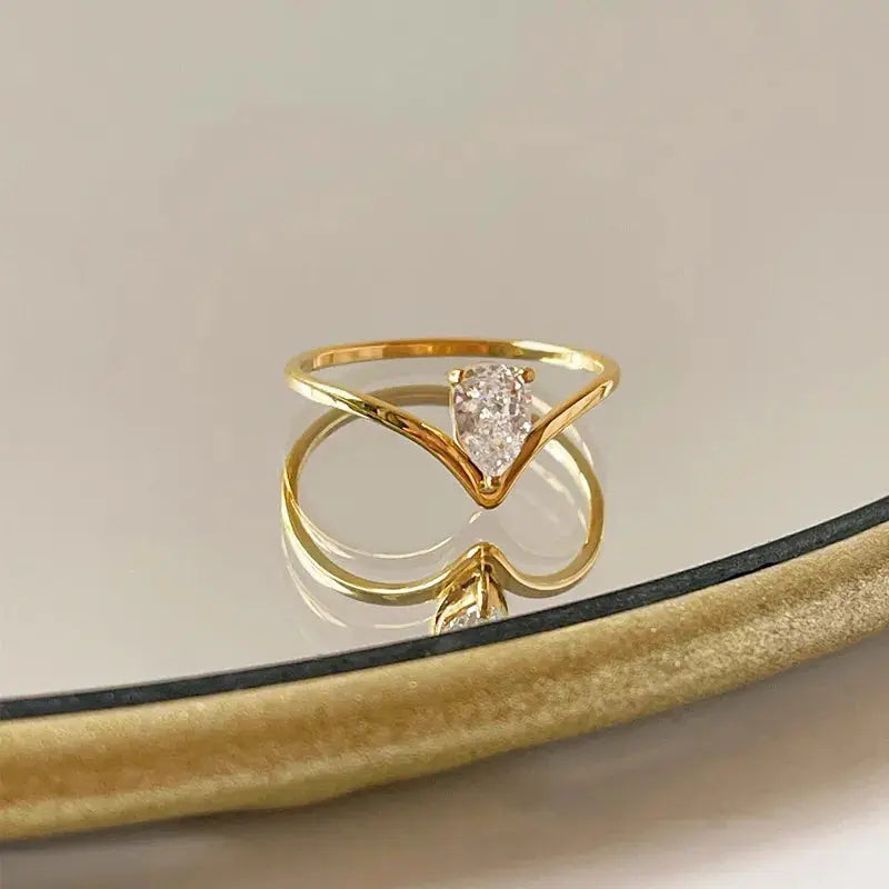 18 KT Gold Plated Simple Style Zircon Stone Ring TK GOLD