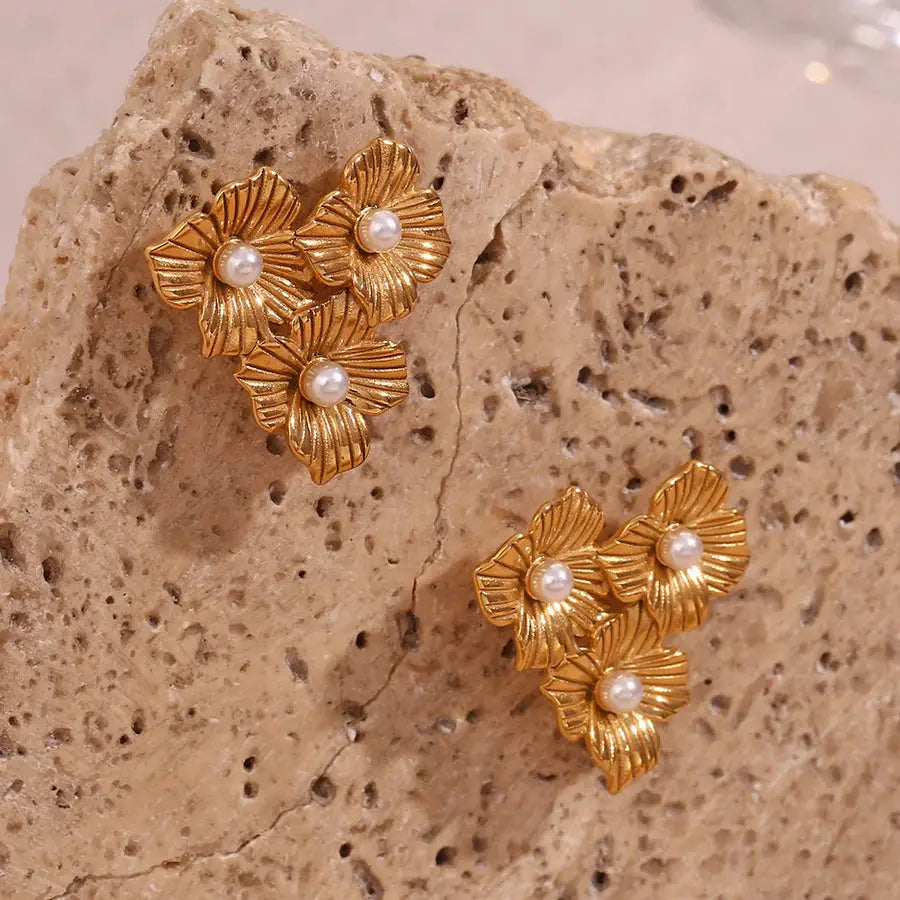 18K Gold Plated Flower Stud Earrings TK GOLD