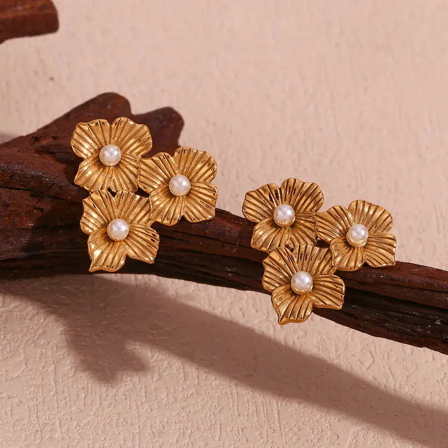 18K Gold Plated Flower Stud Earrings TK GOLD